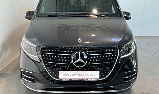 Mercedes-Benz V 300 d AVANTGARDE Long черного цвета 2024 года на 17 колёсах фото 2