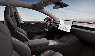 Tesla Model 3 Performance (рестайлинг) красного цвета 2025 года на 20 колёсах фото 5
