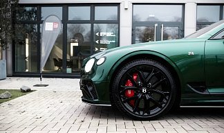 Bentley Continental GT Speed зеленого цвета 2025 года на 22 колёсах фото 5