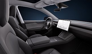 Tesla Model Y Launch Series (рестайлинг) черного цвета 2025 года на 20 колёсах фото 5