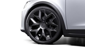 Tesla Model X Long Range (рестайлинг 2025) белого цвета 2025 года на 22 колёсах фото 5