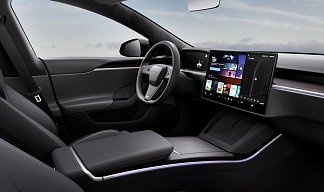 Tesla Model S Long Range (рестайлинг 2025) черного цвета 2025 года на 21 колёсах фото 4