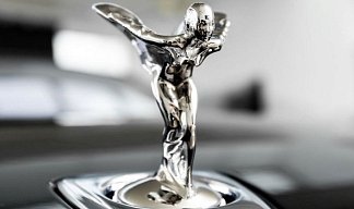 Rolls-Royce Spectre зеленого цвета 2025 года на 23 колёсах фото 3