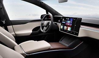 Tesla Model X Long Range (рестайлинг 2025) красного цвета 2025 года на 22 колёсах фото 4