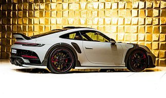Porsche 911 Turbo S TECHART GT-Street R белого цвета 2025 года на 22 колёсах фото 4
