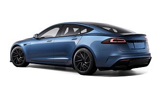 Tesla Model S Plaid (рестайлинг 2025) синего цвета 2025 года на 19 колёсах фото 3