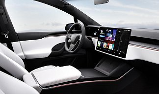 Tesla Model X Plaid (рестайлинг 2025) черного цвета 2025 года на 20 колёсах фото 4