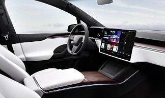 Tesla Model X Long Range (рестайлинг 2025) черного цвета 2025 года на 22 колёсах фото 4