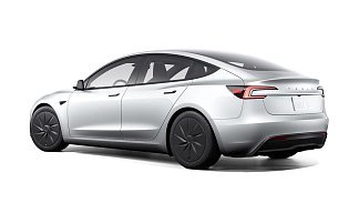 Tesla Model 3 Standard белого цвета 2025 года на 18 колёсах фото 3