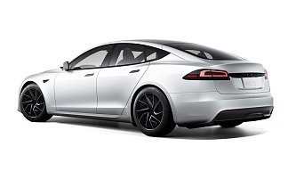 Tesla Model S Long Range (рестайлинг 2025) белого цвета 2025 года на 19 колёсах фото 3