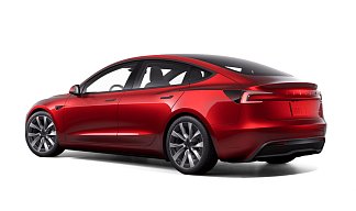 Tesla Model 3 Long Range Highland красного цвета 2025 года на 19 колёсах фото 3