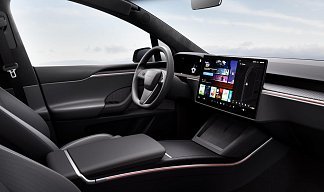 Tesla Model X Plaid (рестайлинг 2025) белого цвета 2025 года на 22 колёсах фото 4