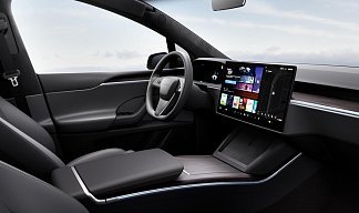 Tesla Model X Long Range (рестайлинг 2025) черного цвета 2025 года на 20 колёсах фото 4