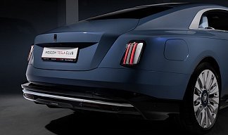 Rolls-Royce Spectre голубого цвета 2025 года на 23 колёсах фото 5