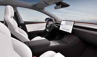 Tesla Model 3 Performance (рестайлинг) синего цвета 2025 года на 20 колёсах фото 5